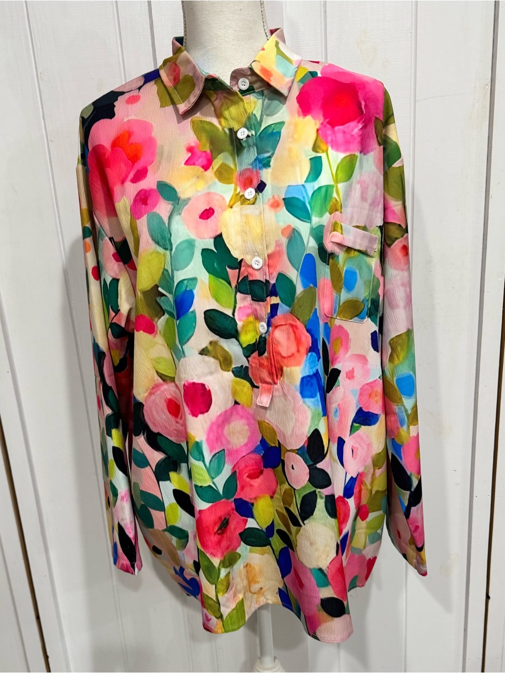 NEW Woven Floral Button-Up Shirt - Multicolor